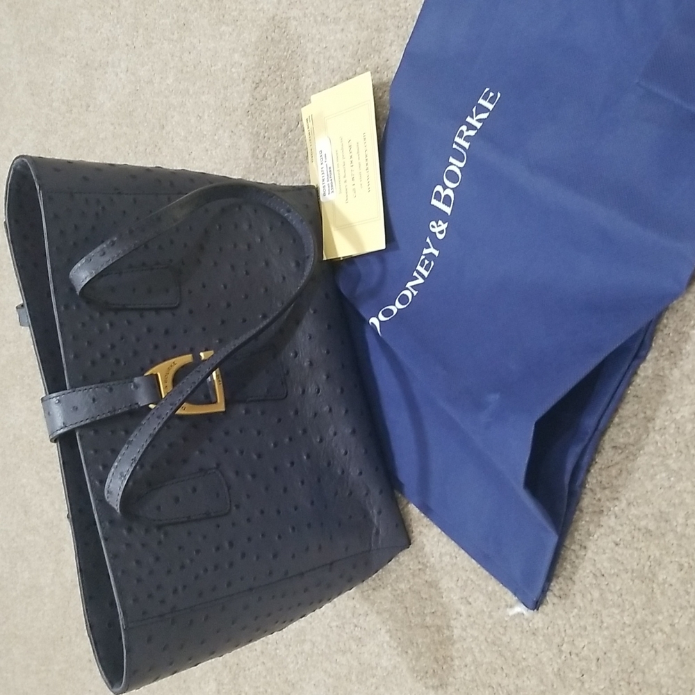 Dooney & Bourke handbag
